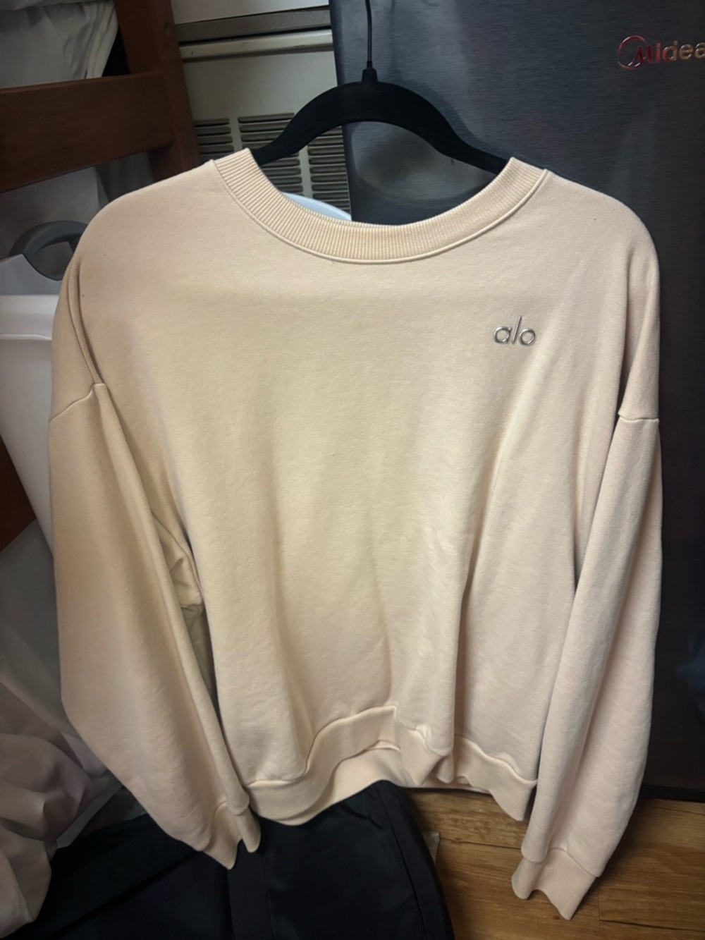 ALO Sweatshirt
